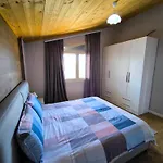 Albanian Traditions Legacy Apartman Durrës