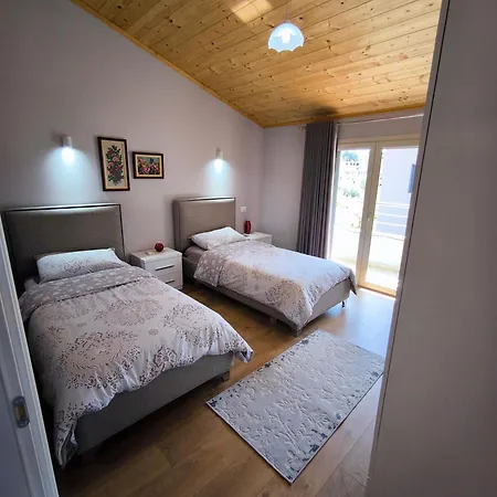 Albanian Traditions Legacy