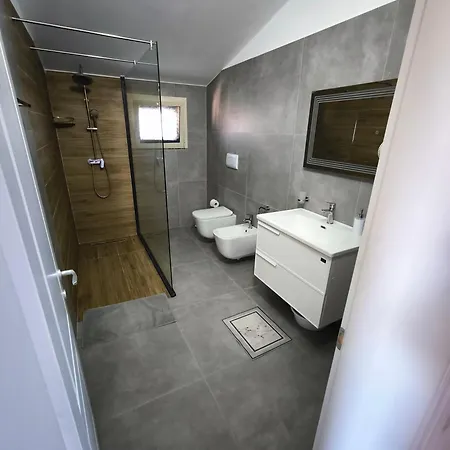 Albanian Traditions Legacy * Durrës