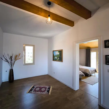 Albanian Traditions Legacy *