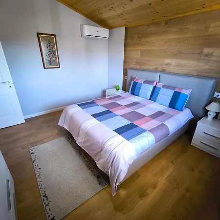 Apartament Albanian Traditions Legacy
